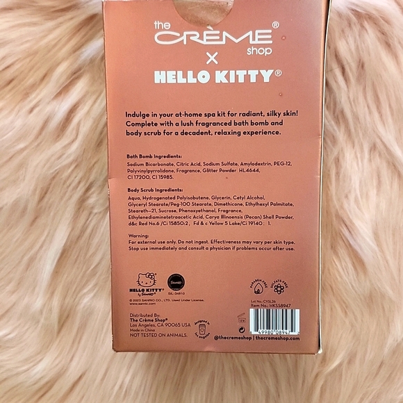 Brand New The Creme Shop HELLO KITTY Silky Skin SPA SET - Picture 2 of 4